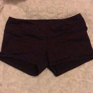Size Medium FLEO shorts